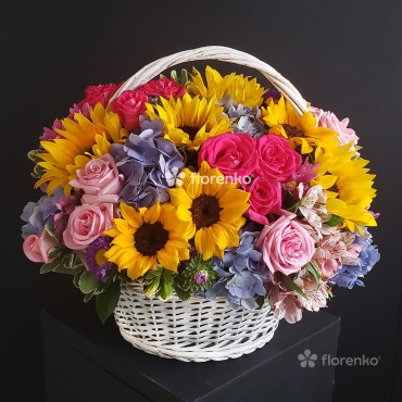 Arreglos florales multicolores