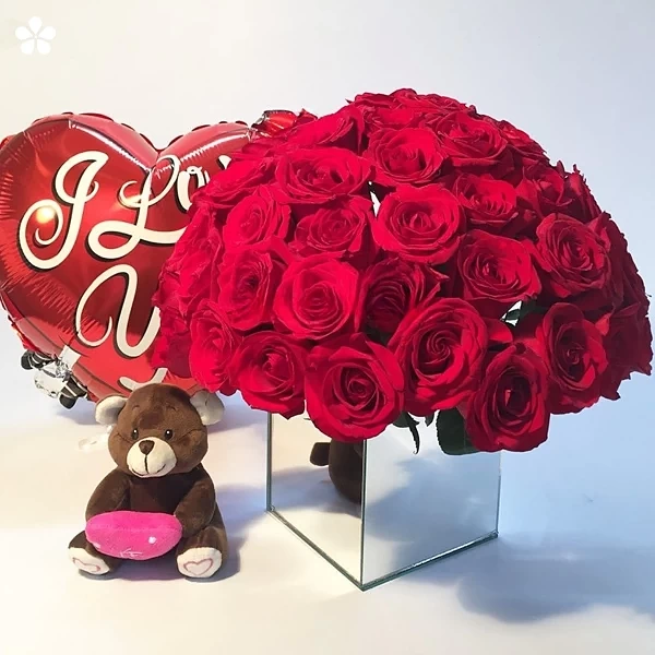 Combo Love - rosas, globo y osito