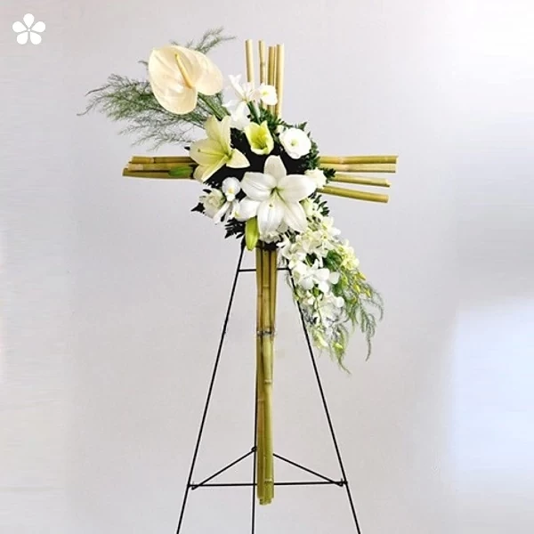 Cruz de carrizo - anturios, lilis y gladiolas