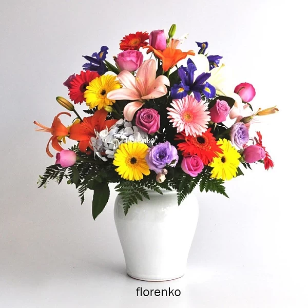 Primaveral: gerberas, lilis e iris